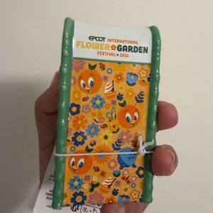 EPCOT Flower & Garden Festival 2026 Orange bird trashcan salt shaker